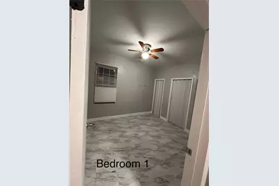 221 N Hickory Street, Joliet, IL 60435 - Photo 2