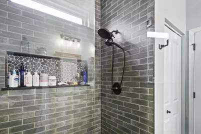 2165 Walnut Glen Boulevard, Island Lake, IL 60042 - Photo 16