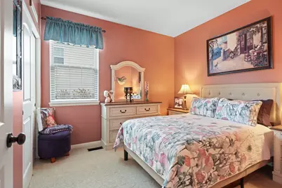 2165 Walnut Glen Boulevard, Island Lake, IL 60042 - Photo 18