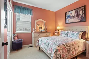 2165 Walnut Glen Blvd, Island Lake, IL 60042 - Photo 18