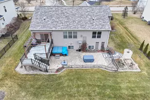 2165 Walnut Glen Blvd, Island Lake, IL 60042 - Photo 32