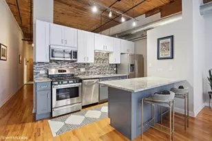 1670 N Claremont Ave, Chicago, IL 60647 - Photo 6