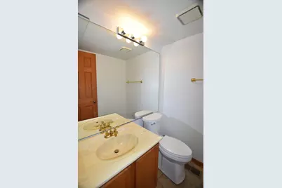 4475 Olmstead Drive, Hoffman Estates, IL 60192 - Photo 18