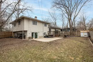 228 41st St, Downers Grove, IL 60515 - Photo 2