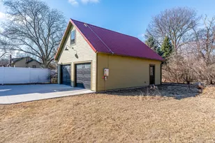 824 20th St, Rock Island, IL 61201 - Photo 34