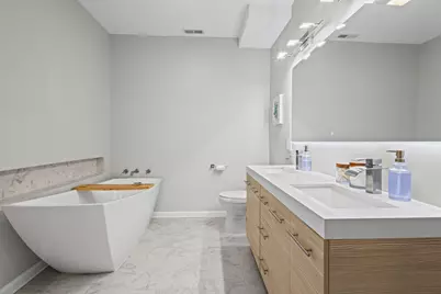 4510 S Greenwood Avenue #2, Chicago, IL 60653 - Photo 8