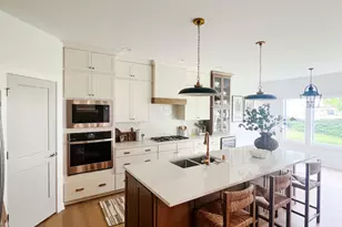 463 Prairie Ridge Ln, North Aurora, IL 60542 - Photo 4