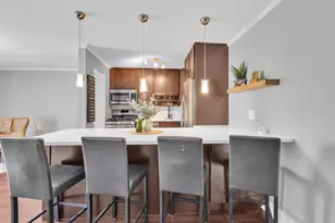 [Address not provided], Schaumburg, IL 60193 - Photo 6