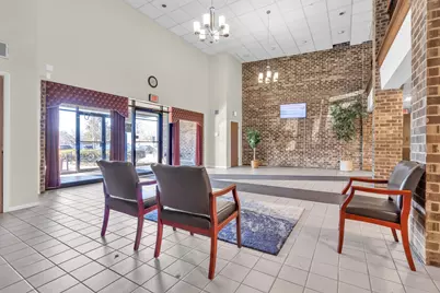 [Address not provided], Schaumburg, IL 60193 - Photo 2