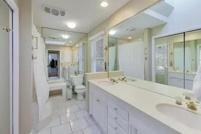 [Address not provided], Northbrook, IL 60062 - Photo 22