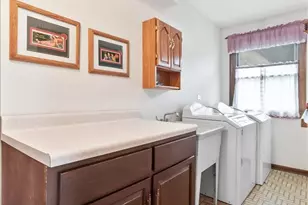 1100 S Church Rd, Mount Prospect, IL 60056 - Photo 16