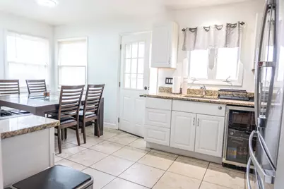 213 N Idlewild Avenue, Mundelein, IL 60060 - Photo 8