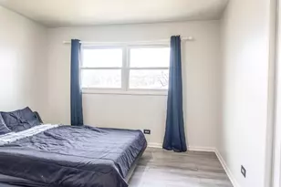 213 N Idlewild Ave, Mundelein, IL 60060 - Photo 14