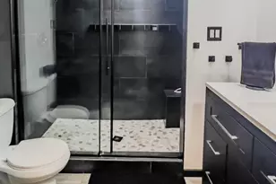 213 N Idlewild Ave, Mundelein, IL 60060 - Photo 18