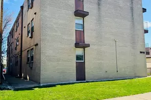 5815 N Spaulding Ave, Chicago, IL 60659 - Photo 2