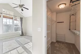 360 Promontory Ln, Wauconda, IL 60084 - Photo 16
