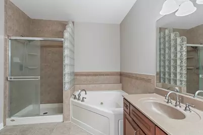 360 Promontory Lane #D, Wauconda, IL 60084 - Photo 18