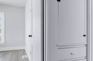 1217 35th St, Rock Island, IL 61201 - Photo 34