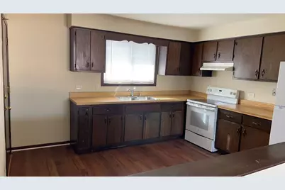 16640 Crescent Avenue #2W, Tinley Park, IL 60477 - Photo 2