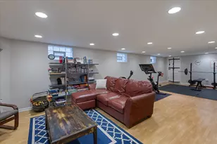 7350 N Tripp Ave, Lincolnwood, IL 60712 - Photo 28