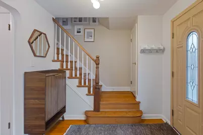 7350 N Tripp Avenue, Lincolnwood, IL 60712 - Photo 18