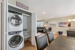 905 Grand Blvd, Wauconda, IL 60084 - Photo 10