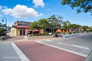 [Address not provided], Clarendon Hills, IL 60514 - Photo 14