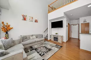 1809 Havens Dr, Woodstock, IL 60098 - Photo 2