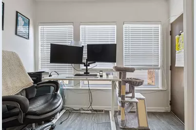 4139 N Troy Street, Chicago, IL 60618 - Photo 8