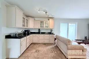 28 W Devon Ave, Glendale Heights, IL 60139 - Photo 8