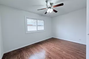 28 W Devon Ave, Glendale Heights, IL 60139 - Photo 22