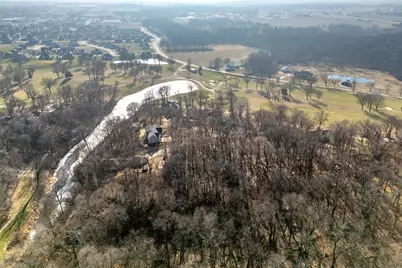 2307 18th Avenue, Dewitt, IA 52742 - Photo 2