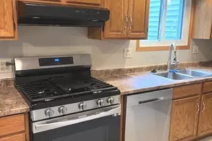 574 Norman Rd, Bolingbrook, IL 60440 - Photo 8