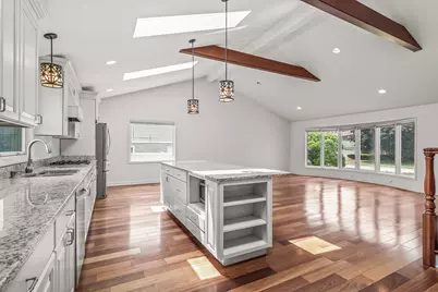 5627 N Prospect Avenue, Norwood Park Township, IL 60631 - Photo 8