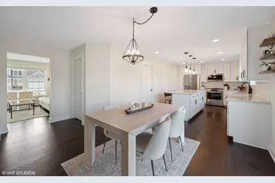 4142 Hampton Court, Glenview, IL 60026 - Photo 12