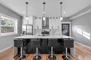 1610 S 5th Ave, Maywood, IL 60153 - Photo 8