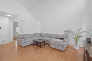 301 Nicole Way, Itasca, IL 60143 - Photo 6