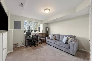 1418 S Fairfield Ave, Lombard, IL 60148 - Photo 18