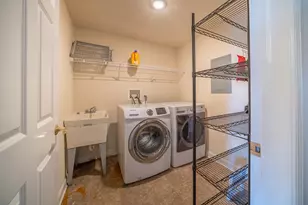 77 N Wolf Rd, Northlake, IL 60164 - Photo 14