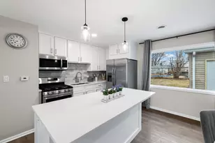 622 Murphy Dr, Romeoville, IL 60446 - Photo 12