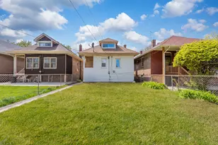 8109 S Marquette Ave, Chicago, IL 60617 - Photo 32