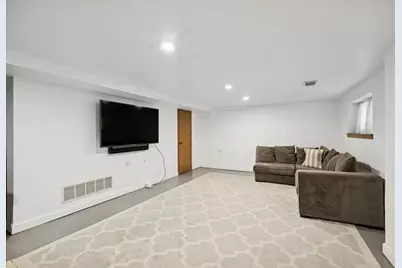 236 Maplewood Road, Riverside, IL 60546 - Photo 34