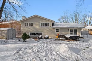 511 S Walnut Ln, Schaumburg, IL 60193 - Photo 30