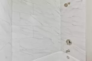 503 W 81st St, Chicago, IL 60620 - Photo 16