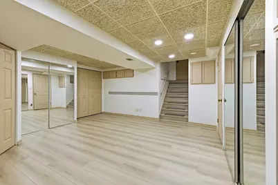 2126 E Waverly Lane, Arlington Heights, IL 60004 - Photo 26