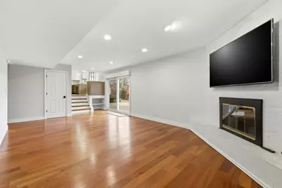 2126 E Waverly Lane, Arlington Heights, IL 60004 - Photo 20