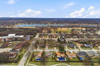 2126 E Waverly Lane, Arlington Heights, IL 60004 - Photo 6