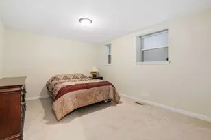 643 W Melrose St, Chicago, IL 60657 - Photo 8