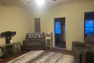 307 E Parker St, Pinckneyville, IL 62274 - Photo 4