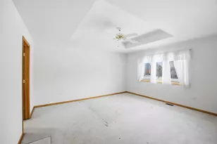 19518 Ridgemont Dr, Tinley Park, IL 60487 - Photo 10